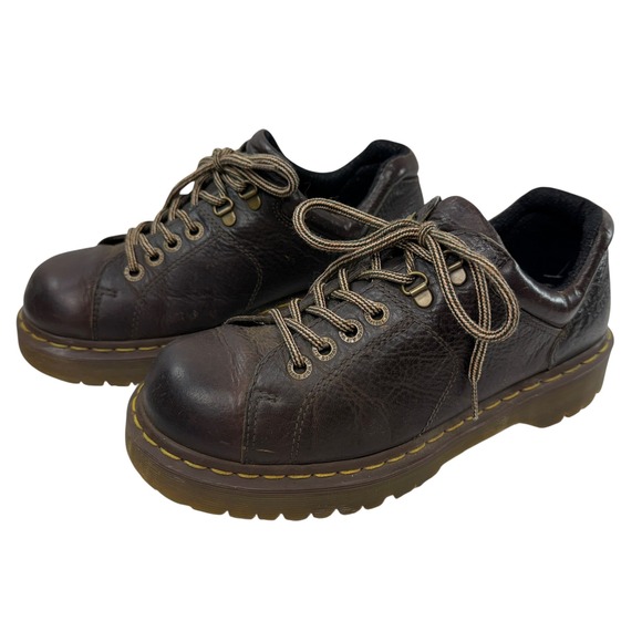 Shoes - Picture 2 of 9